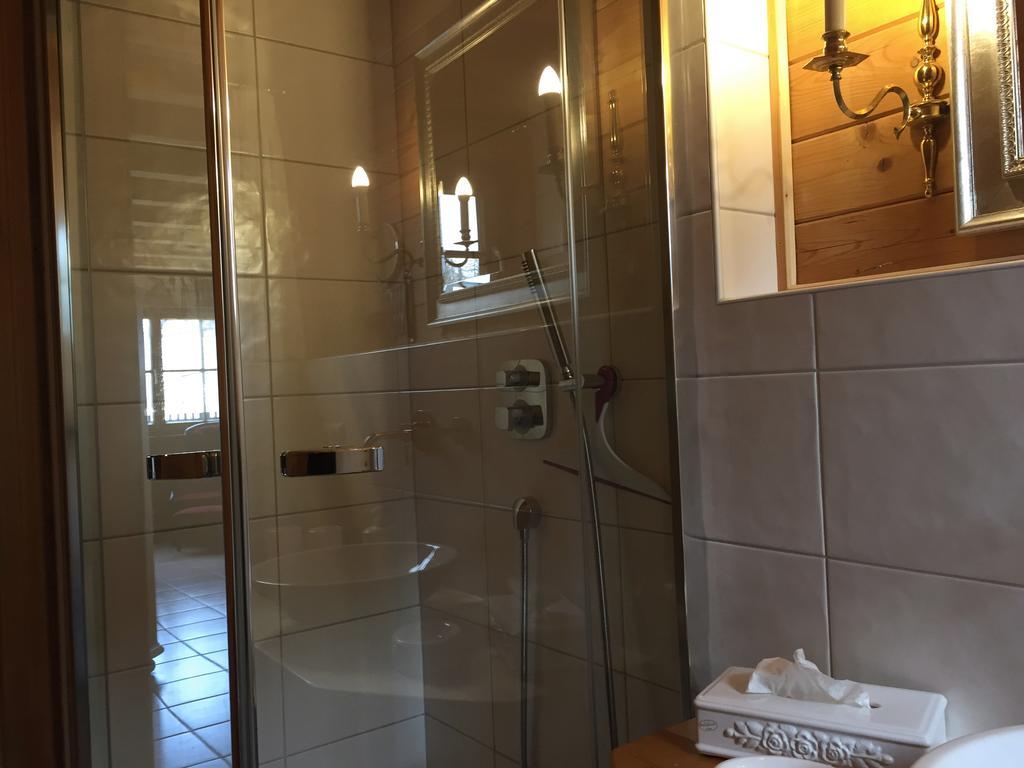 Ferienwohnung Romantik Im Roten Haus Füssen Εξωτερικό φωτογραφία
